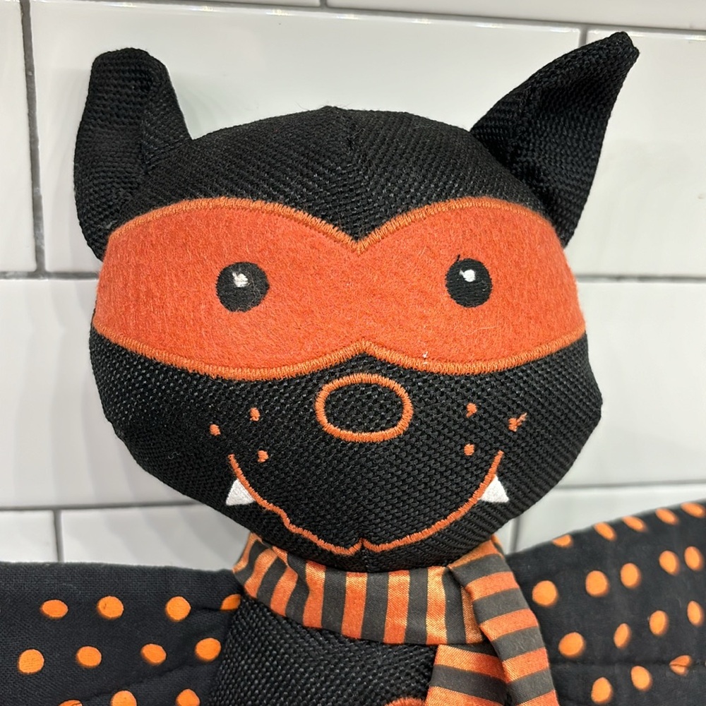 Halloween Bat with mask shelf sitter polka dot wings - Picture 3 of 7